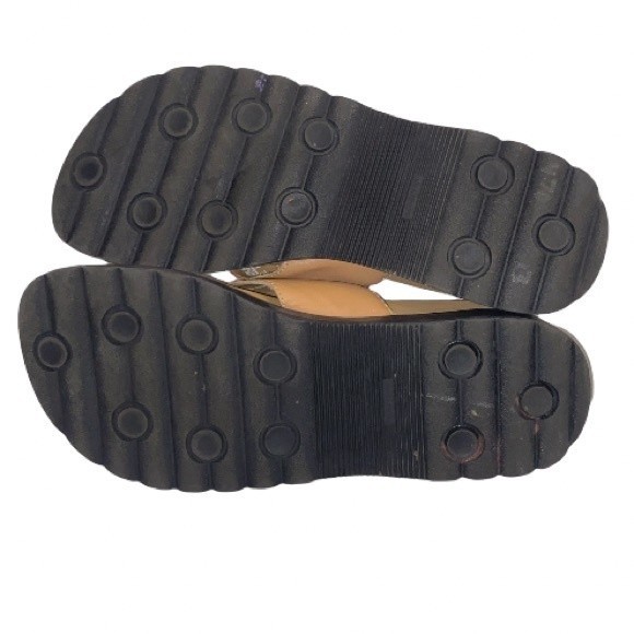 Covington Sandals Platform Flip Flop Tan Leather size  8.5 M - Picture 7 of 12